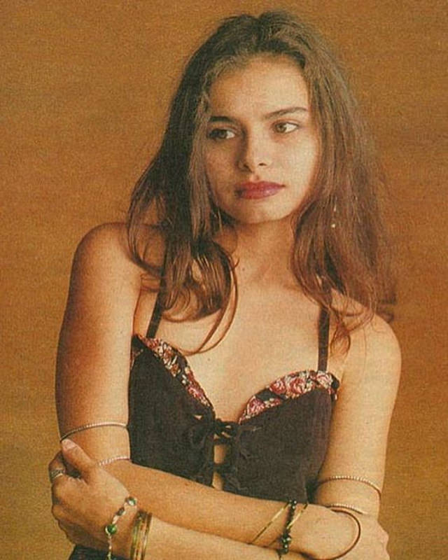 Fabulous Photos of Hope Sandoval of Mazzy Star in the 1990s