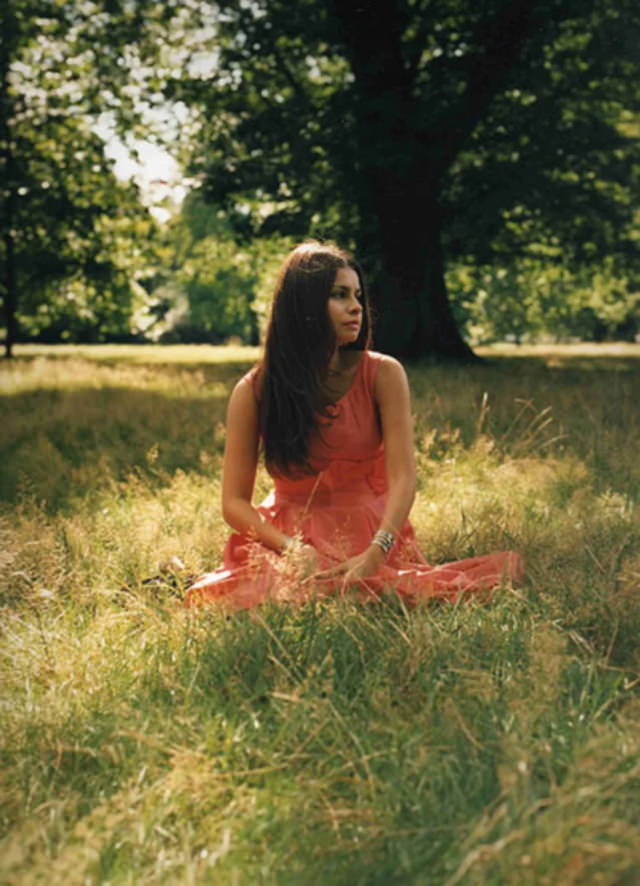 Fabulous Photos of Hope Sandoval of Mazzy Star in the 1990s