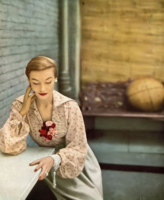 Liz Pringle in skirt and blouse by Joset Walker, Harper's Bazaar, November 1949