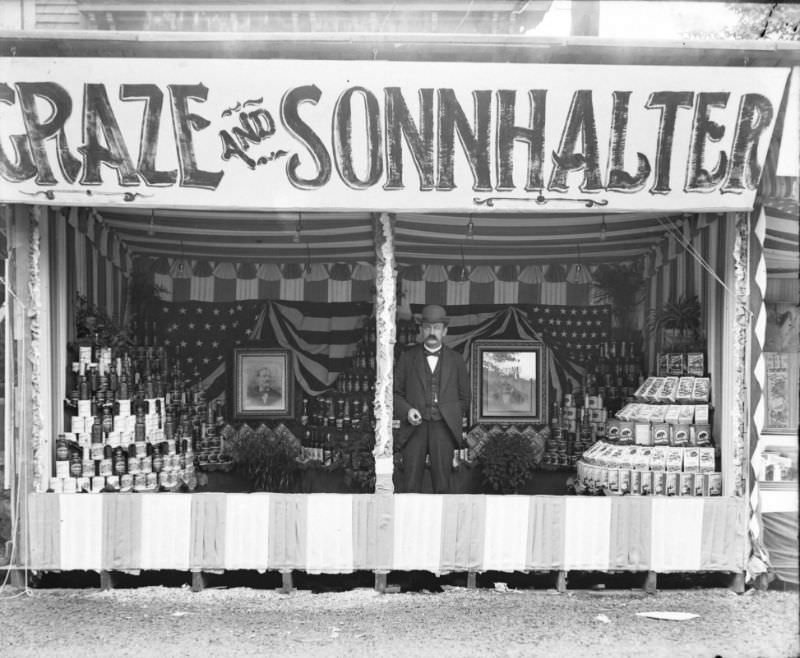 Graze & Sonnhalter booth, 1898