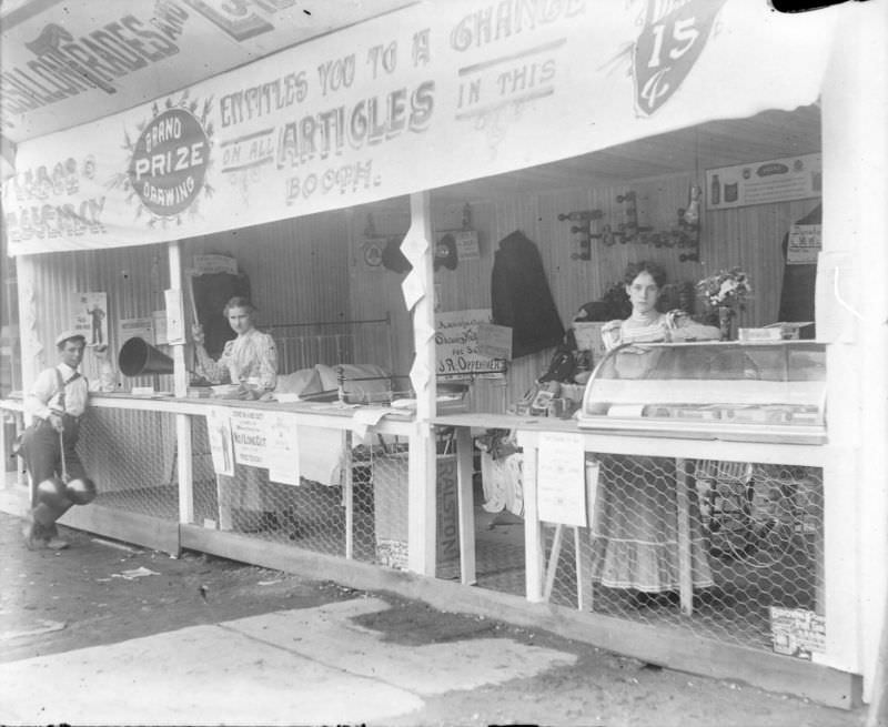 Labor unions booth, 1898