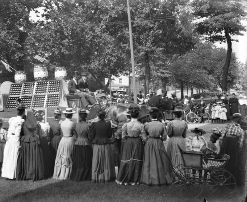 Street fair parade brewery wagon, 1898