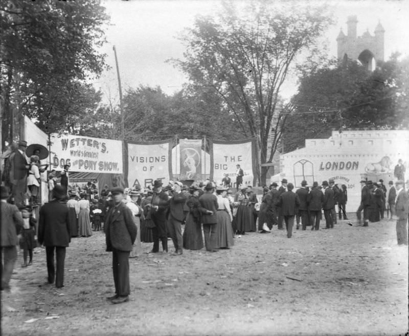 Wetters Circus side show, 1898