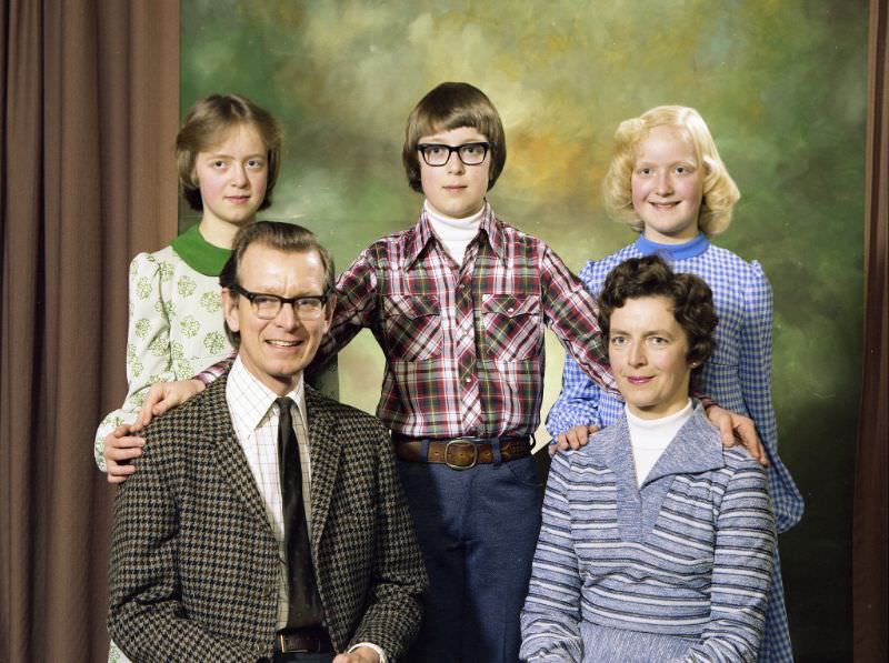 Family portrait of John Kirkhope and his family. The children, comprised of two girls and one boy, are standing behind their parents, February 25, 1978