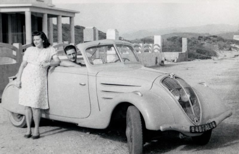 Peugeot 302 Cabriolet, Calvados, France 1950