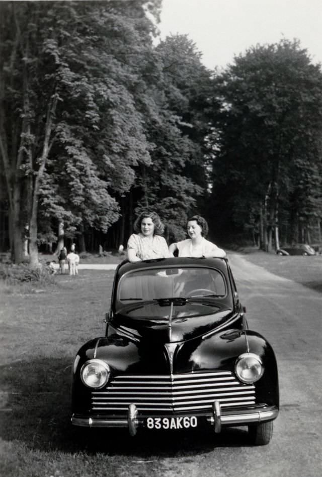 Peugeot 203, countryside, Oise, France, May 1952
