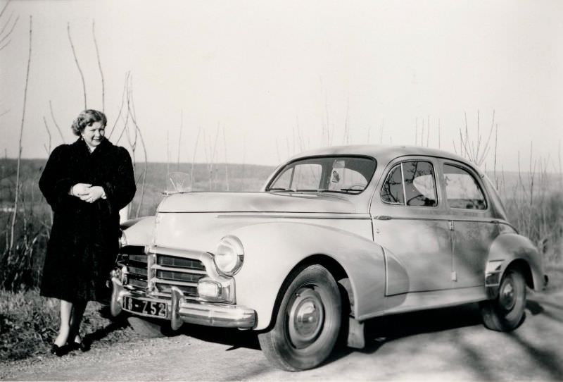 Peugeot 203, countryside, Haute-Marne, France 1955