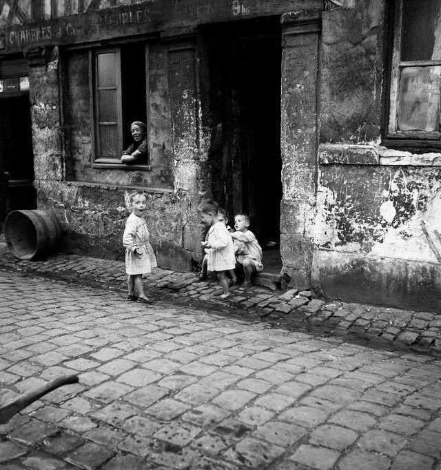 East district children, Rouen, 1951
