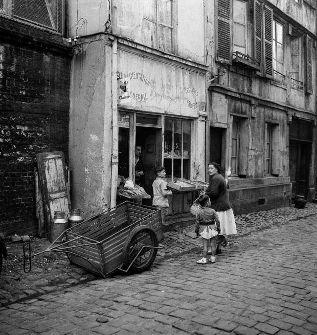 East district, Rouen, September 1951