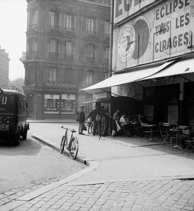 Place Saint-Vivien, Rouen, September 1951
