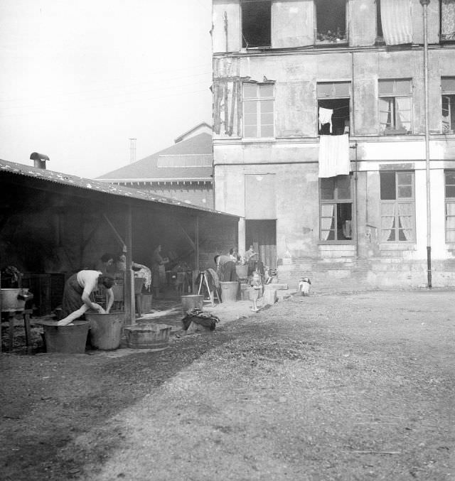 The Grande Famille Rouennaise, former convent of the Ursulines, Rouen, 1951