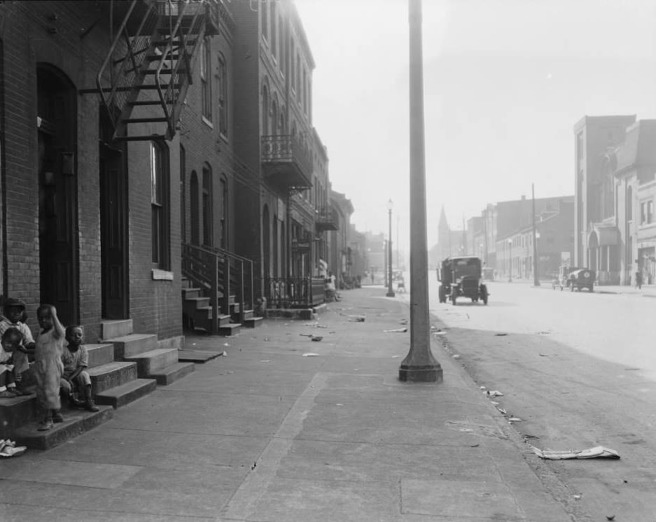 View of intersection at Morgan St. and Twenty-third St. in St. Louis in 1925
