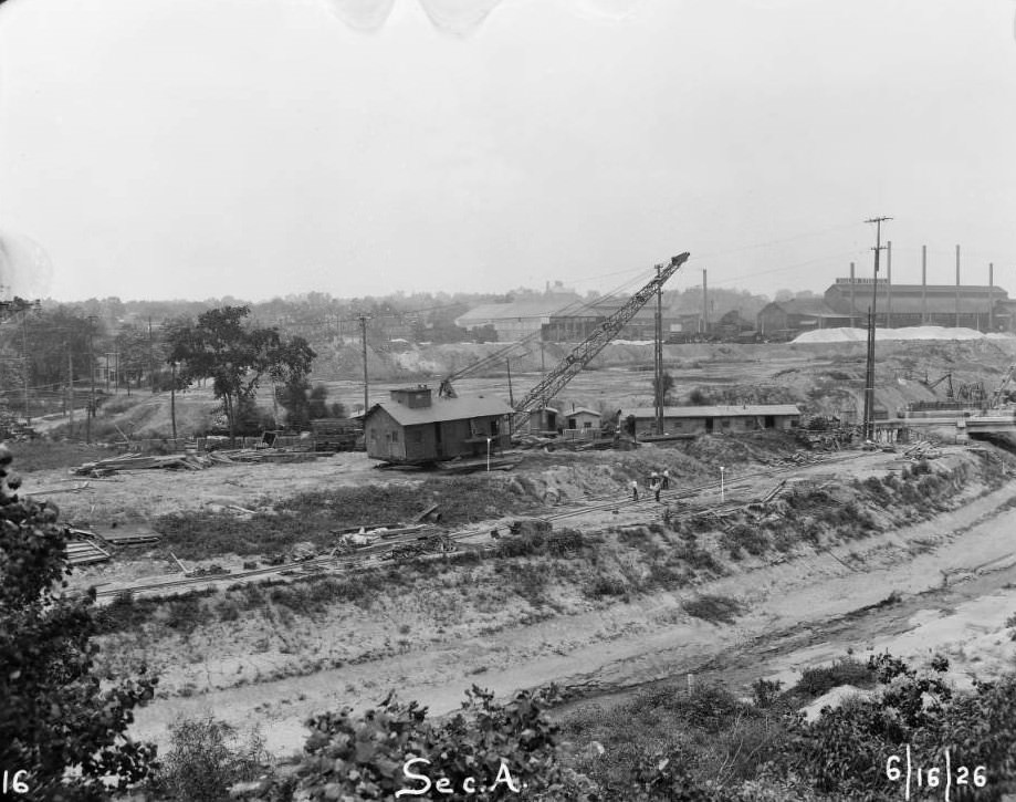 Construction of the canal basin for the River Des Peres in what is currently Ellendale, St. Louis, Missouri, 1926
