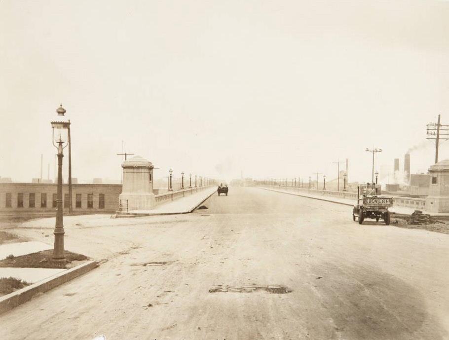 Southern end of the Kingshighway viaduct bridge in 1920, with a Glencoe truck parked next to a construction area on the eastern side of the street.