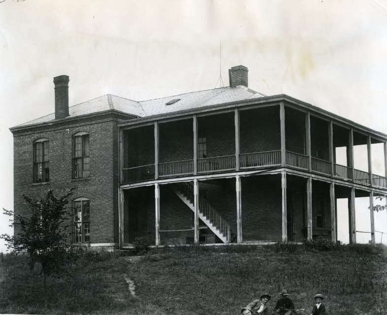 The old guard house at Jefferson Barracks, 1949.