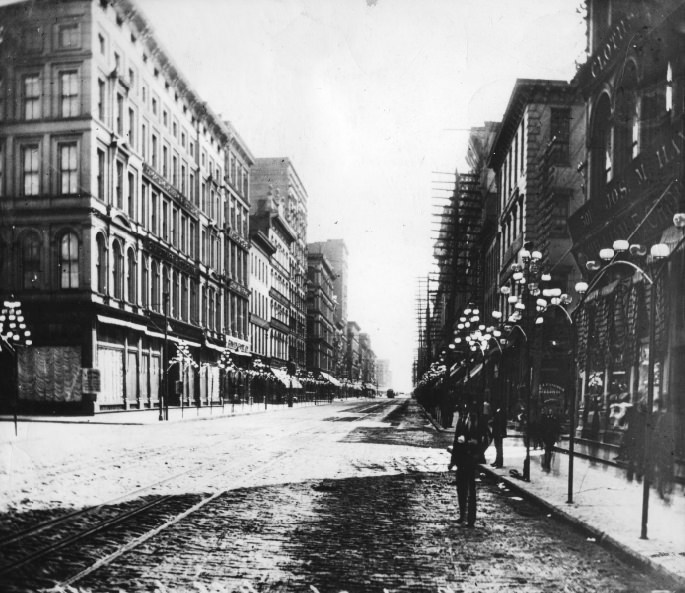 Broadway looking south from Washington, 1949