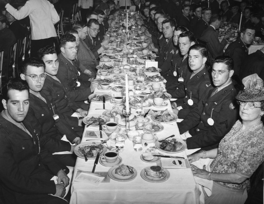 Thanksgiving Dinner for Military, 1943