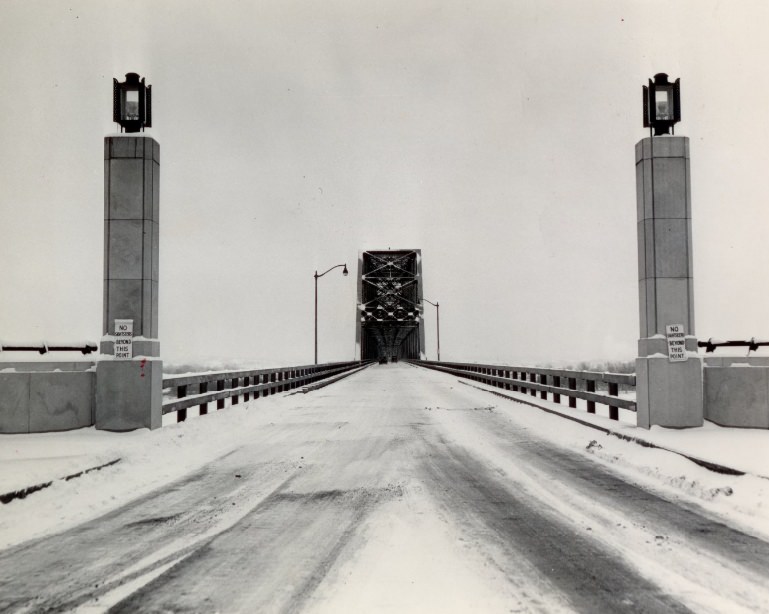 Jefferson Barracks - No Sightseers Beyond This Point, 1940