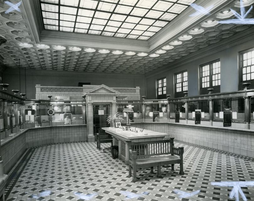 Manufacturers Bank and Trust Co. before modernization took place, 1950