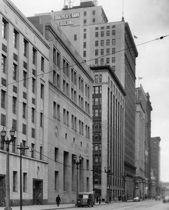 Broadway Street. Looking south from St. Charles, 1956