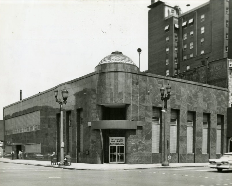 New Location For United Bank & Trust Company, 1958