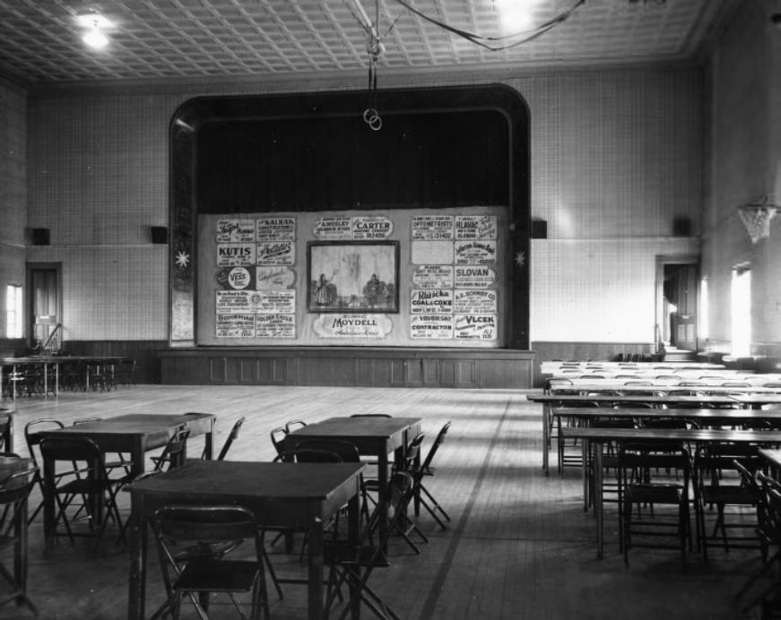 The gymnasium/auditorium of the National Hall of the Czechoslovak Society of America, located on Dolman and Allen avenues, 1950.