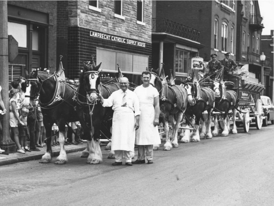 Clydesdales visit Behrmann's Tavern, 1952