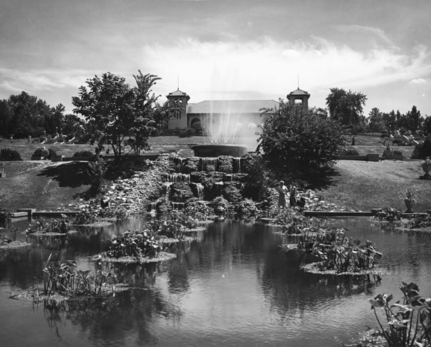 The World's Fair Pavillion at Forest Park, 1950.