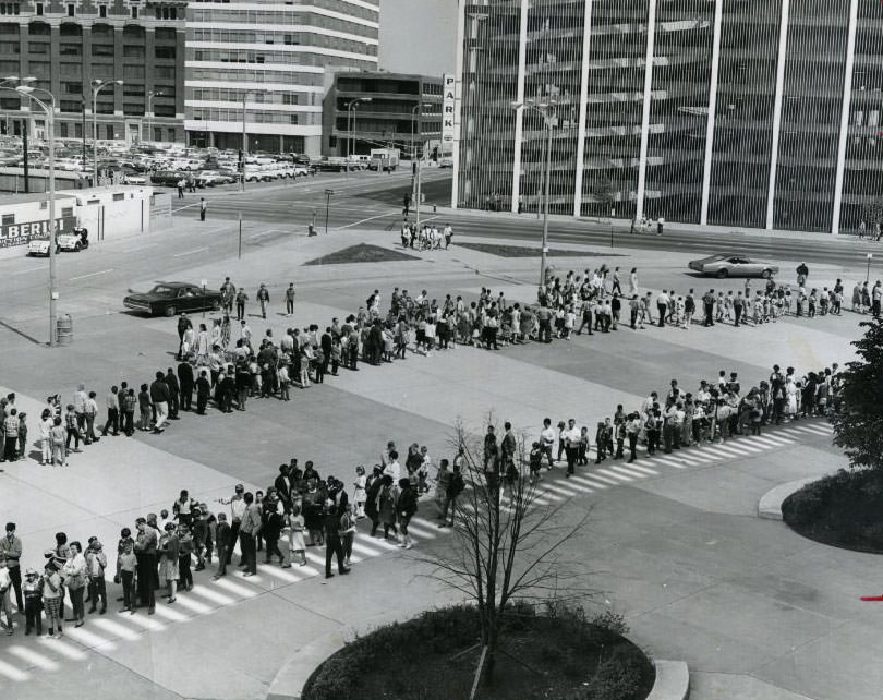 Lines Outside Busch Stadium at Baseball Clinic, 1960