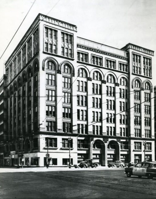 A.D. Brown Building located at 12th and Washington, 1960
