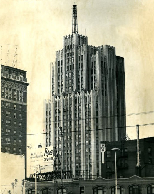 Sold under foreclosure Thursday was the Continental Building at 3615 Olive street, 1962