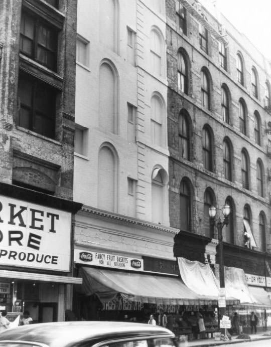 Businesses Near the Dollar Building, 1963