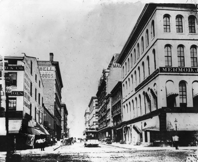 Fourth an Locust, looking west on Locust, 1960