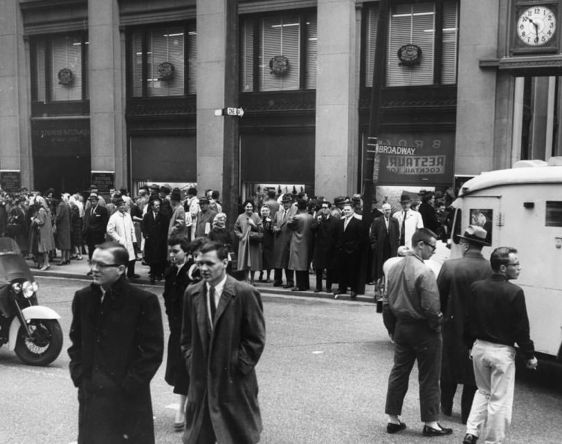 Boatmen's Bank - Routed By Ammonia Fumes, 1960