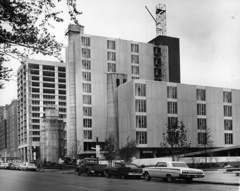 St. Louis de Ville Motor Hotel, 1960