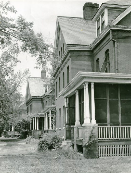 House Viewing, 1962