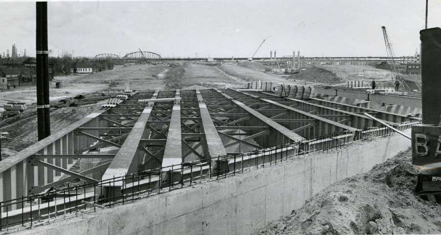 Construction Of East Approach To The Poplar Street Bridge, 1966
