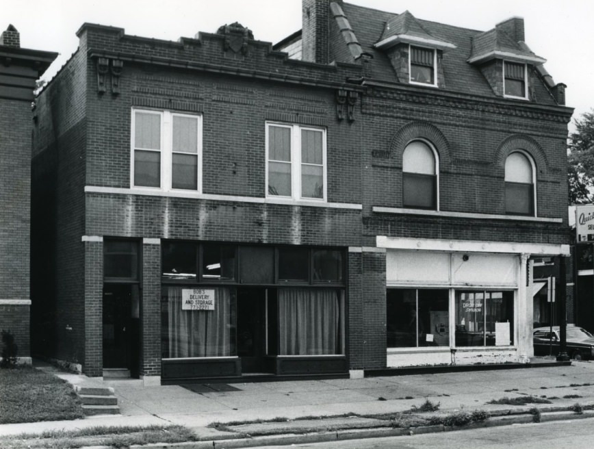 Bob's Delivery Service building at 4066 Shenandoah which was the scene of a St. Louis, 1979
