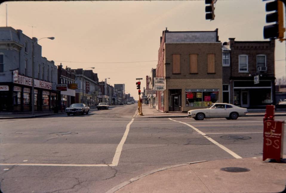 Cherokee St. & Jefferson Ave. Intersection,1977