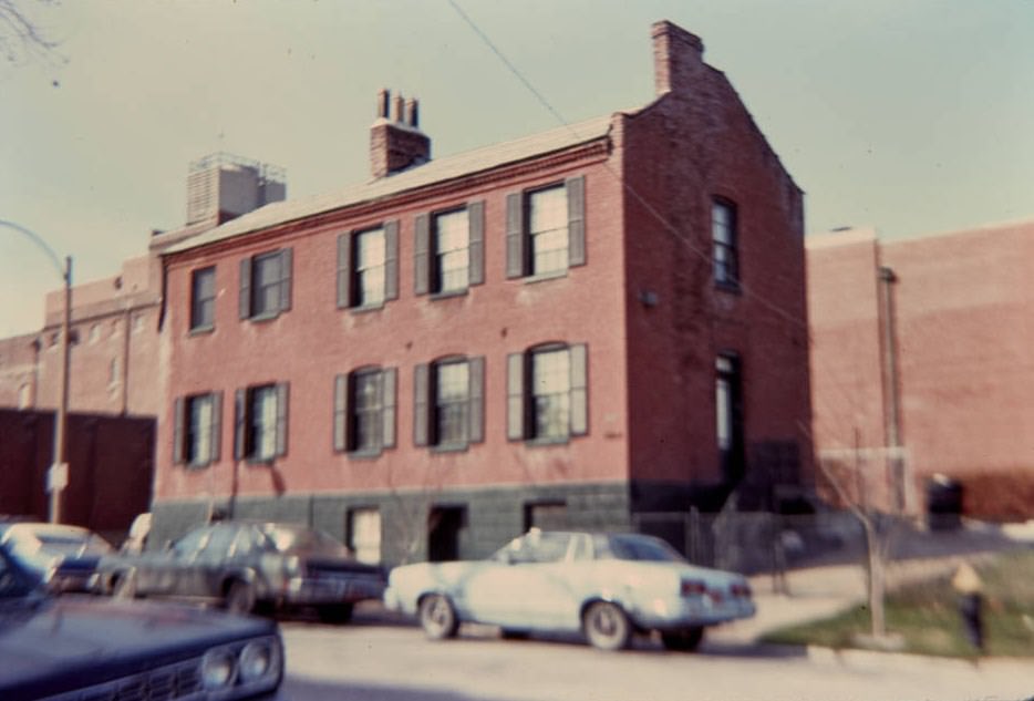 Lami St. Residence, looking north, 1977