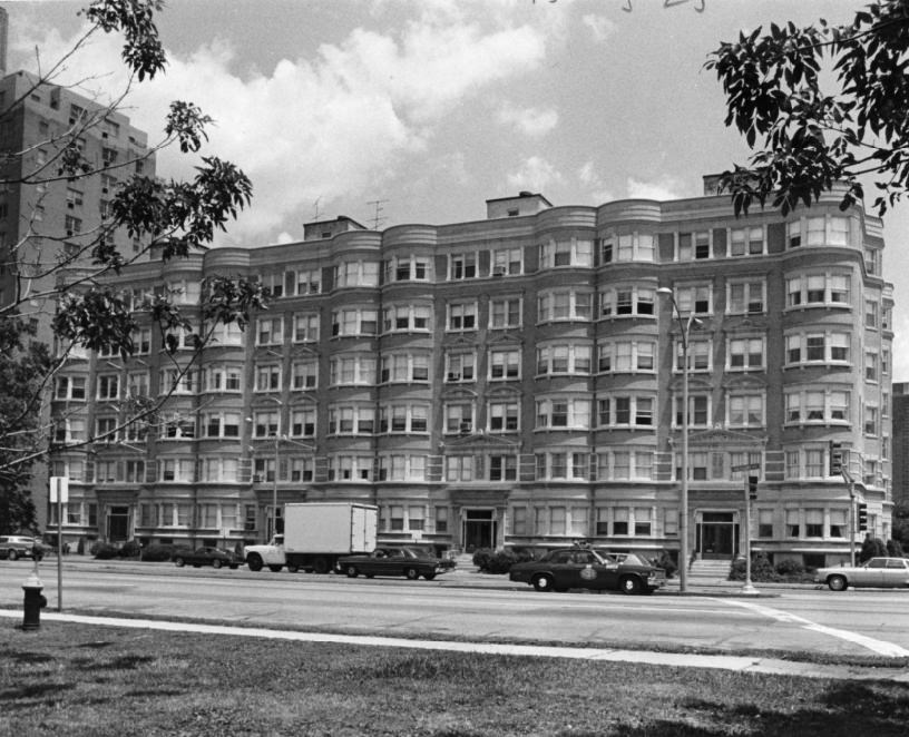 ABCD Apartments street view, 1977