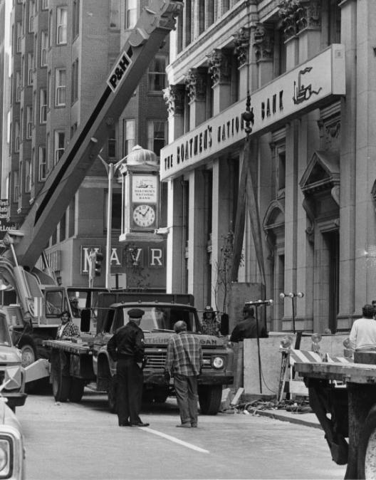Boatmen's Bank - Moving Day to Boatmen's Tower, 1976