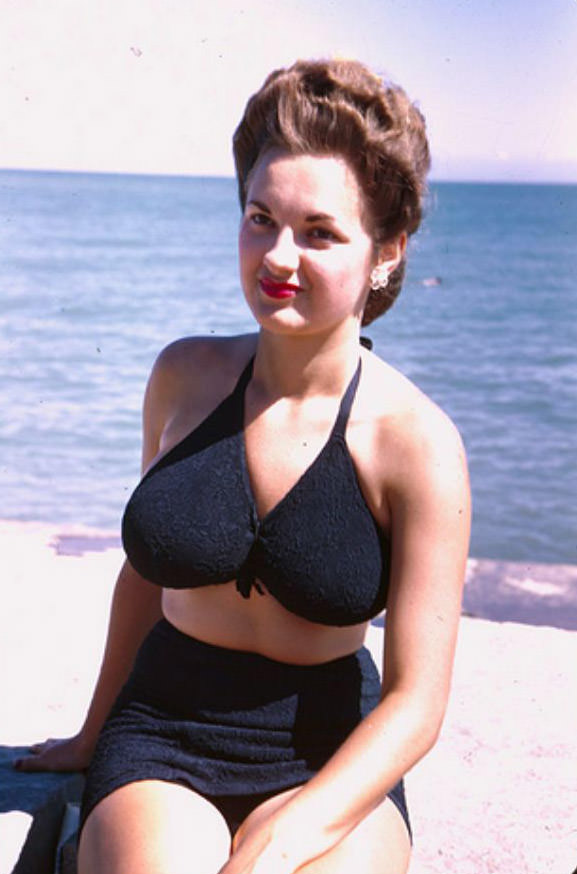 A Look at the Iconic Swimwear Styles of Chicago Women in the 1940s