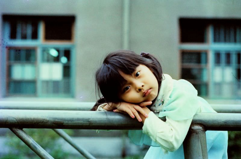 Exploring the Daily Life of 1970s Taipei Through Fascinating Vintage Photos