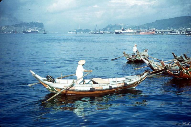 Bum boats, Taiwan, Kaohsiung, 1954