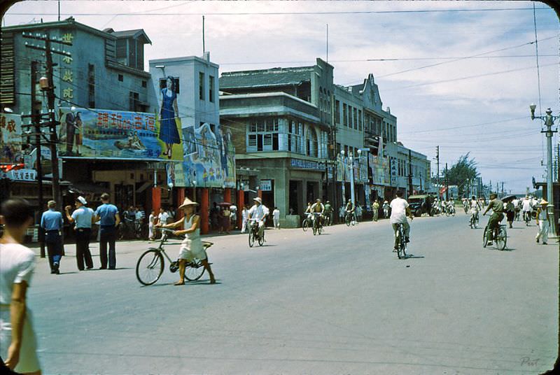Tainan street scenes, Taiwan, 1954