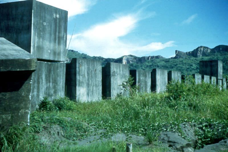 Tank barrier wall, Taiwan, 1954