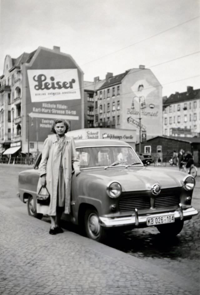 Ford Taunus 12 M, Karl-Marx-Straße, West Berlin's Neukölln district, Berlin, 1954