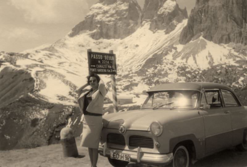Ford Taunus 12 M, Sella Pass, Italian Alps, Leonberg, 1957
