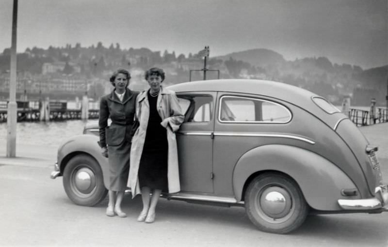 Ford Taunus de Luxe, Buckeltaunus, waterfront, 1952